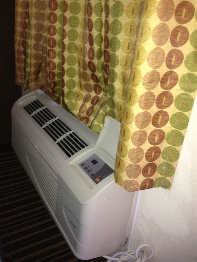 Executive Inn Snyder מראה חיצוני תמונה